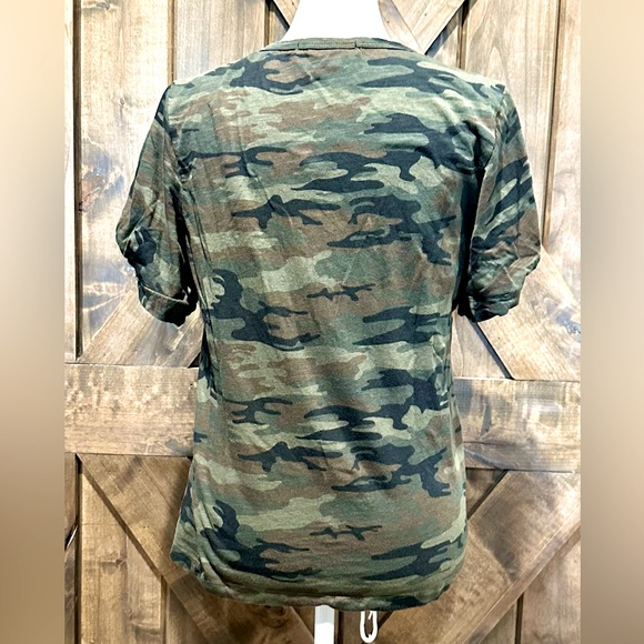 EUC Sanctuary Camo Pattern Puff Sleeve Top Sz L - Picture 9 of 16